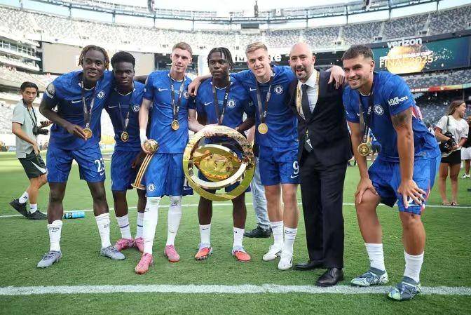 超级全满贯！蓝军成足坛第一，集齐所有洲际冠军，强如皇马也无缘